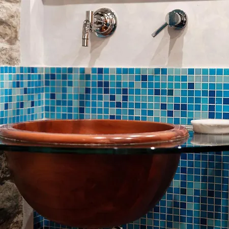 Crotto Polirolo - The House Of Travelers Apartment
