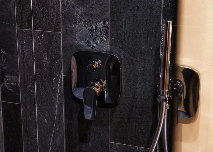 Crotto Polirolo - The House Of Travelers Apartman *