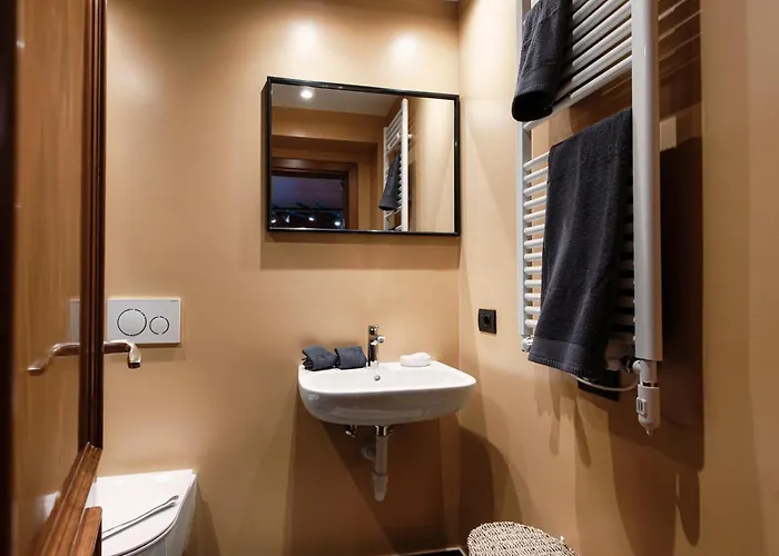 Crotto Polirolo - The House Of Travelers Apartman Cernobbio