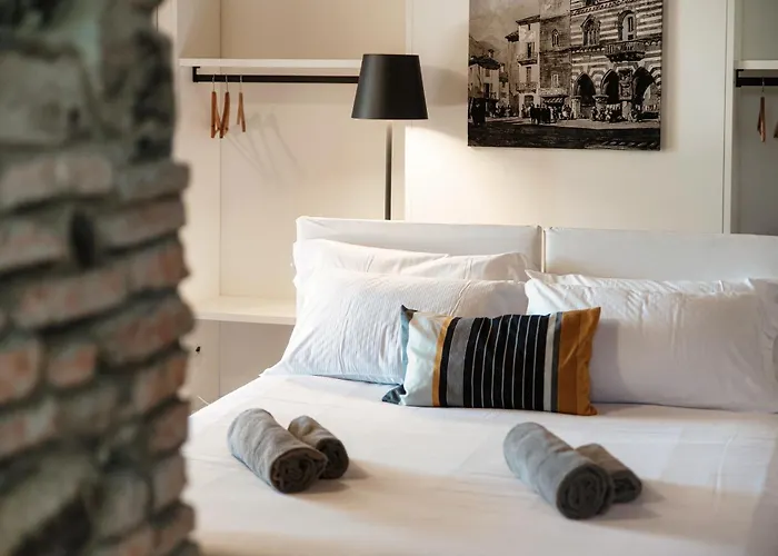 Crotto Polirolo - The House Of Travelers Apartman Cernobbio